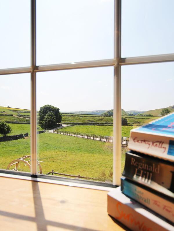 Fernydale Farm Bed & Breakfast Earl Sterndale Exterior photo